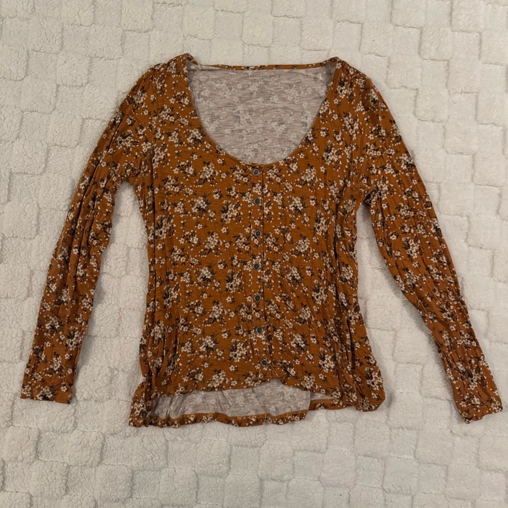 American Eagle Soft Golden Yellow Floral Button Down Long Sleeve Top, Small